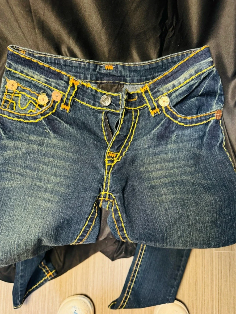 ✨ NEW WITH TAGS – True Religion World Tour Super T Jeans – Size 27 ✨ - Picture 6 of 6